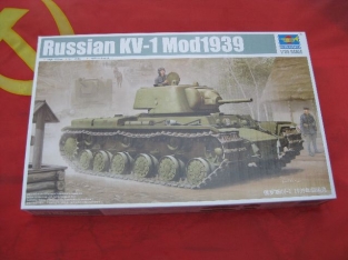 TR01561  Russian KV-1 model 1939
